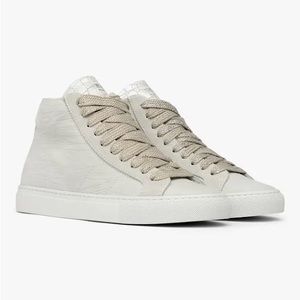 P448 Women's White Textured Lace Comfort Star Round Toe Platform Zip-Up Sneakers